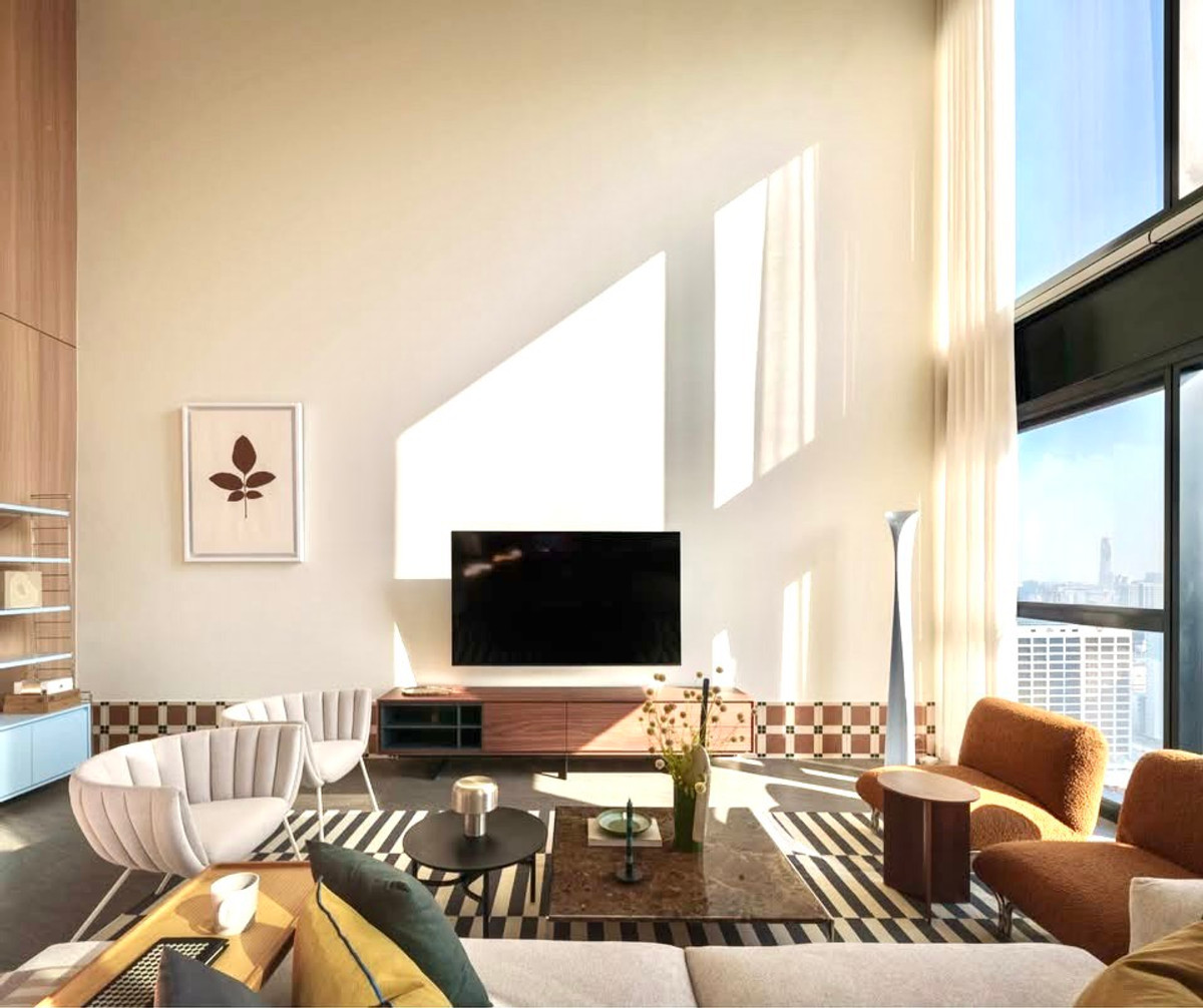 ให้เช่าคอนโดสีลม ศาลาแดง บางรัก : ให้เช่า คอนโด  The Lofts Silom  2 ห้องนอน  122 ตร.ม. ห้องใหม่ เพิ่งตกแต่งเสร็จโดย Designer 