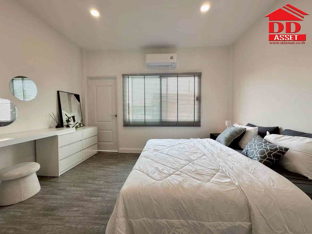 ทาวน์โฮมโชคชัย4 ลาดพร้าว71 : ขาย / ให้เช่า ทาวน์เฮ้าส์ 2 ชั้น โชคชัย 4 ซอย 38 รหัสทรัพย์ : T8239