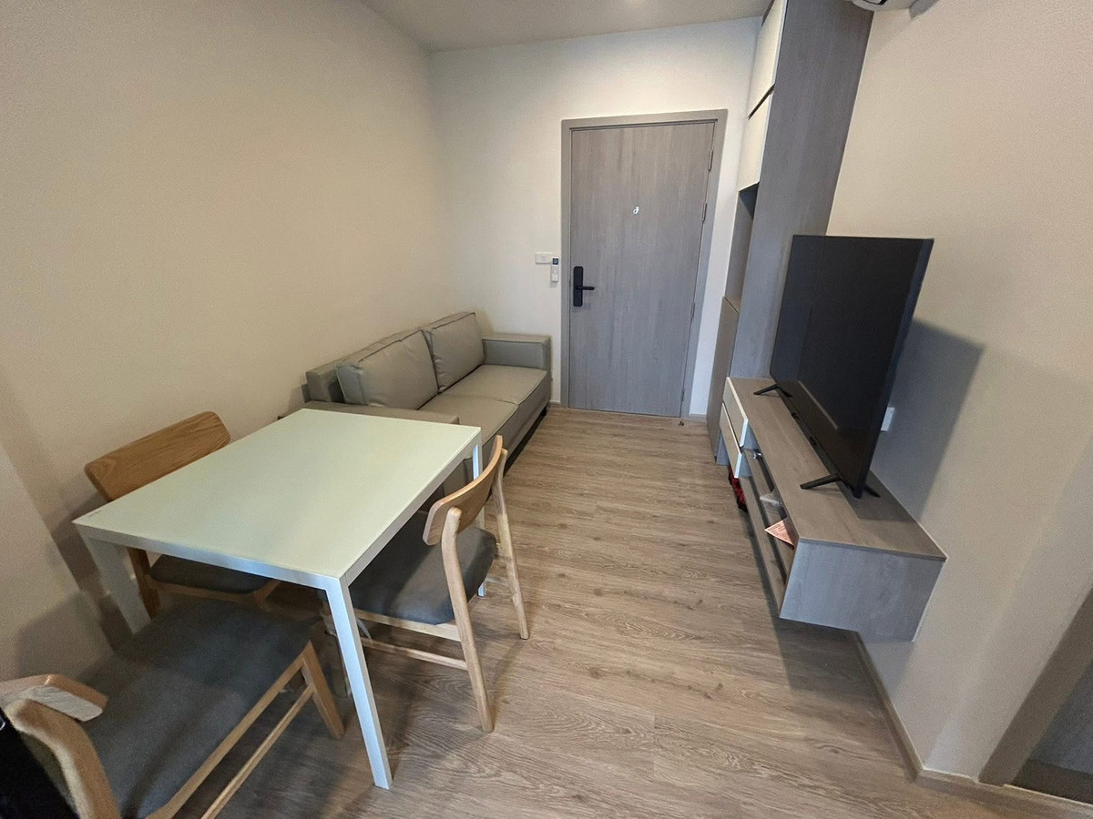 For RentCondoPinklao, Charansanitwong : ⭐️ Origin Plug & Play Sirindhorn Station⭐️ Room size 25.5 sq m. All amenities in the room, ready to move in.