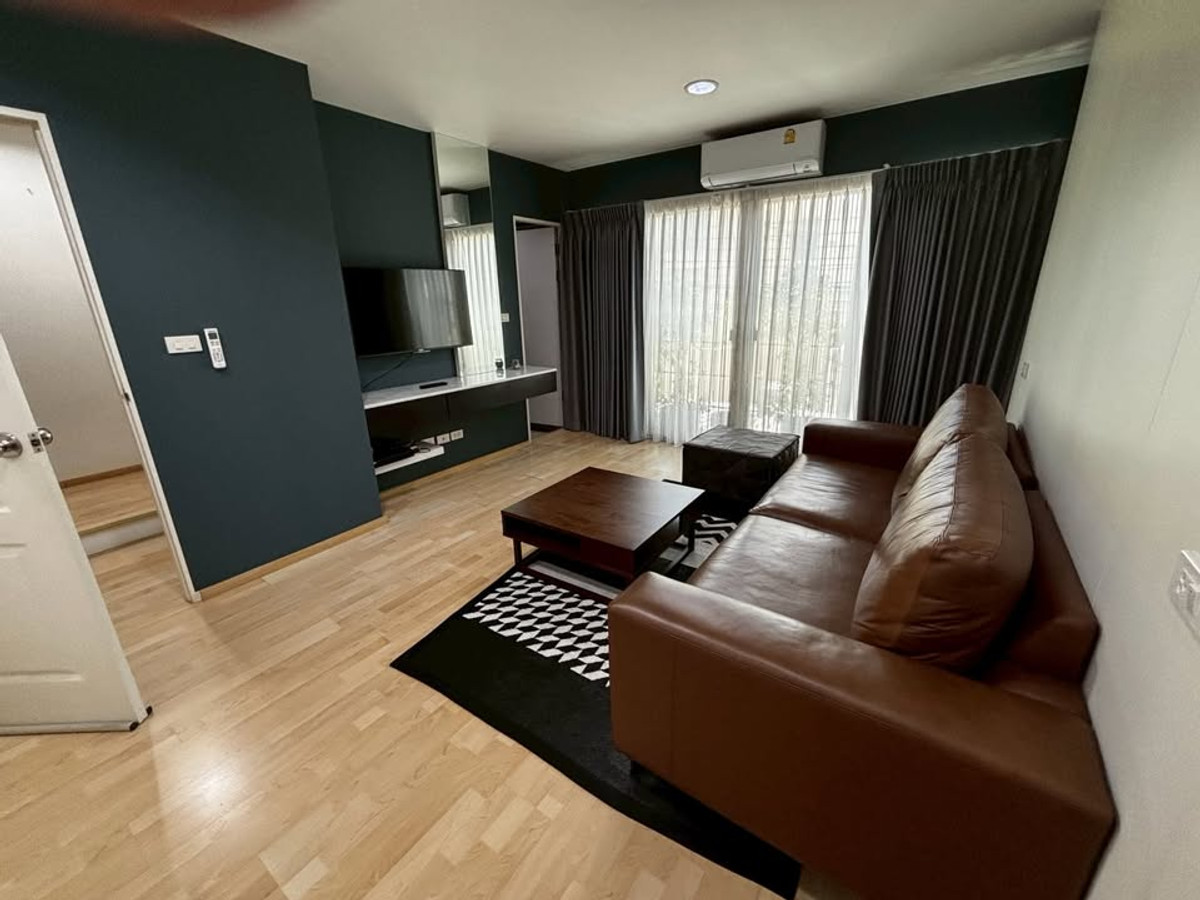 For RentTownhomePattanakan, Srinakarin : K-6813 Urgent for rent! Townhome next to the main road, Phatthanakan, near Thonglor, Ekamai, townhome Noble Cube Phatthanakan, ready to move in.