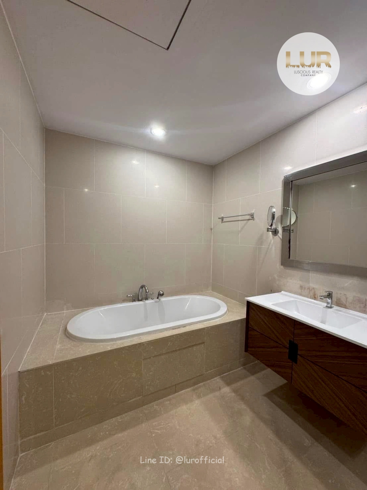 ให้เช่าคอนโดสาทร นราธิวาส : ให้เช่าคอนโด The Empire Place Sathon 🌷2 ห้องนอน 2ห้องน้ำ 97 ตรม. 🌷ชั้นสูง