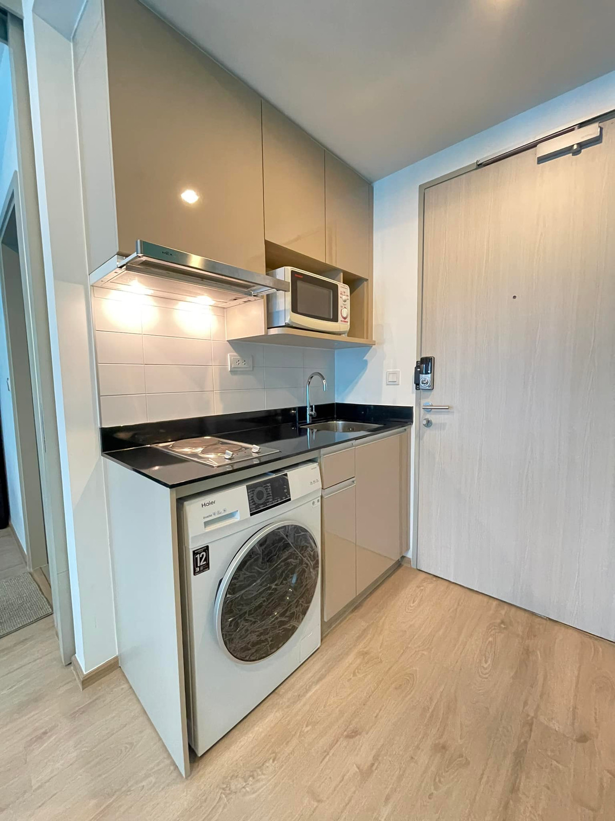 ให้เช่าคอนโดสยาม จุฬา สามย่าน : ⭐️ Ideo Q Chula - Samyan ⭐️️1 ห้องนอน 34.11 ตรม. ห้องสวย มีเครื่องใช้ไฟฟ้าครบครัน