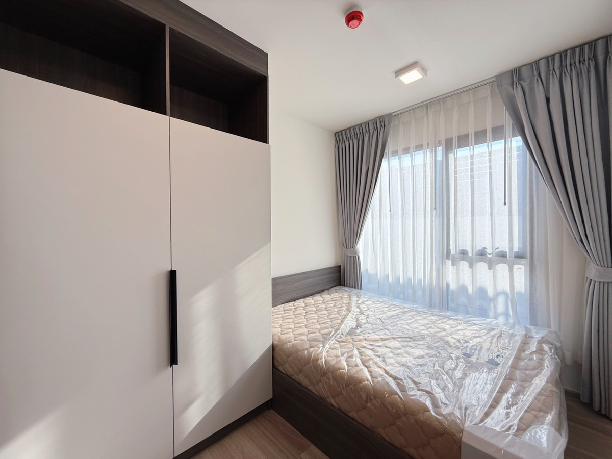 For RentCondoKasetsart, Ratchayothin : Condo for rent, Chapter One More Kaset, near Kasetsart University, Bang Khen, about 500 meters, and near BTS Kasetsart University Station, about 750 meters.