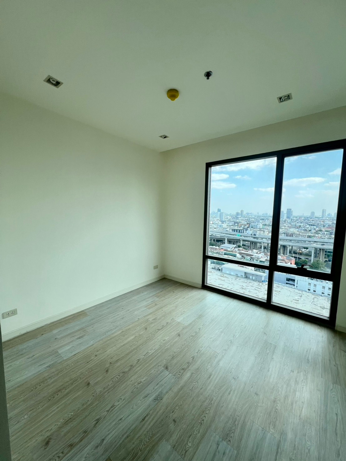 For SaleCondoRama3 (Riverside),Satupadit : Urgent sale, good price [Private Lift] StarView Rama3 | 2 Bedrooms, 2 rooms can be combined | High-floor unit, price only 7,900,000 baht