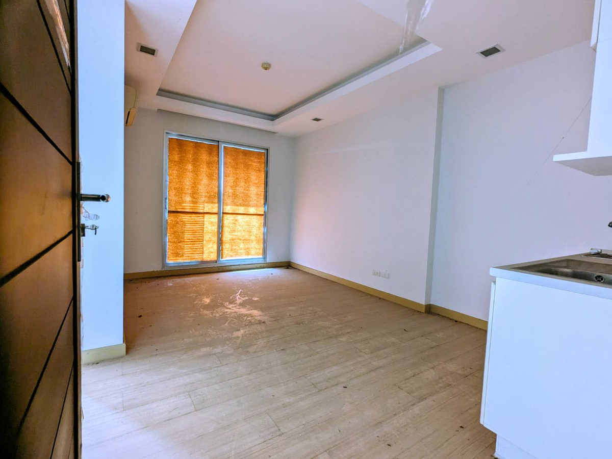 ขายคอนโดพระราม 9 เพชรบุรีตัดใหม่ RCA : ขายด่วน คอนโด Thru Thonglor (ทรู ทองหล่อ)  1 ห้องนอน 1 ห้องน้ำ ขนาด 36.09 ตร.ม  ราคาถูก