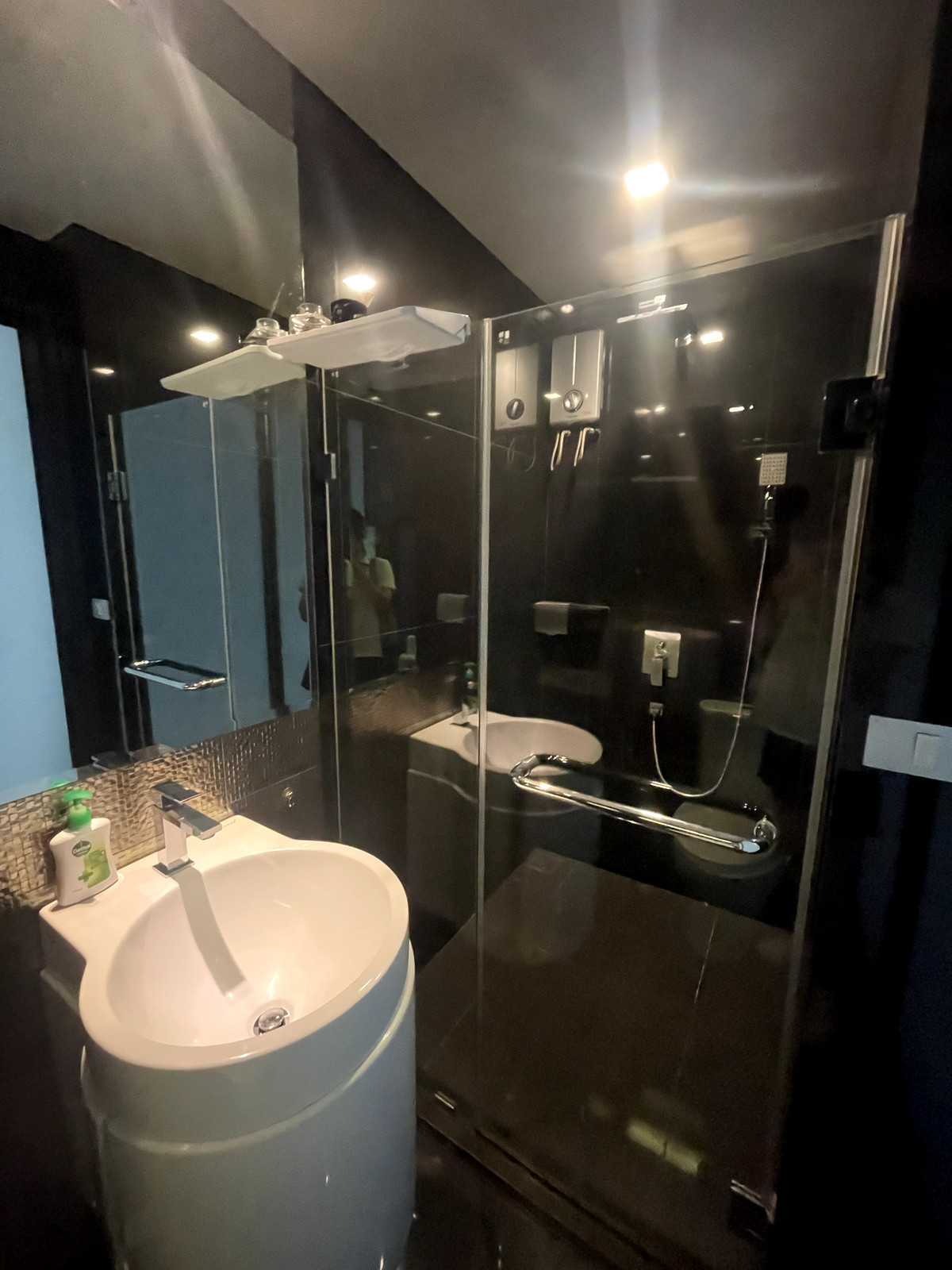 ให้เช่าคอนโดสุขุมวิท อโศก ทองหล่อ : ห้องว่าง5เม.ษ.69 ให้เช่า Rhythm Sukhumvit 36–38  คอนโดทำเริ่ด ใกล้ BTS ทองหล่อ และ BTS พร้อมพงษ์ เดินทางสะดวก