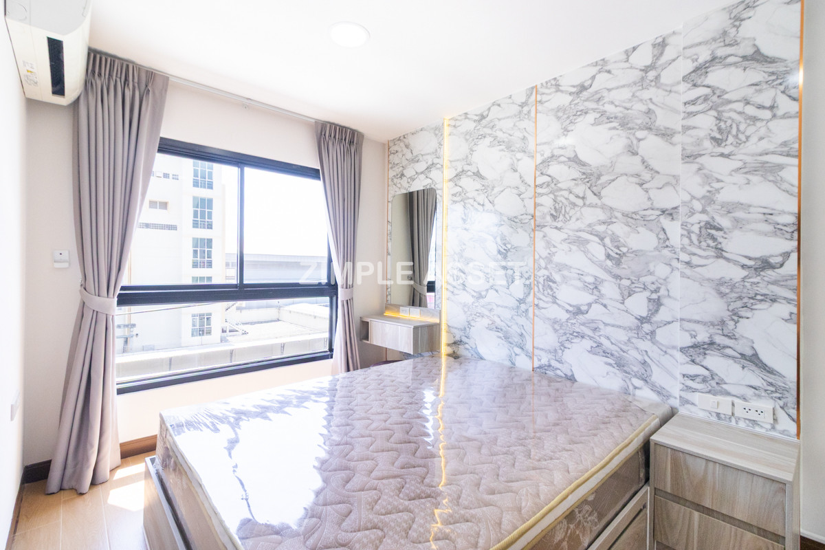 For RentSamut Prakan,Samrong : Line ID: @zimple_asset  Modern room apartment in Bang Phli, fully furnished with electrical appliances and great facilities Clean, secure, and conveniently located near shopping malls, community areas, and Bang Phli Industrial Estate.
