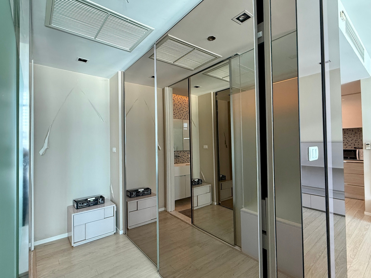 ให้เช่าคอนโดสุขุมวิท อโศก ทองหล่อ : คอนโด 1 ห้องนอน ใจกลางอโศก ใกล้ BTS อโศก และ MRT สุขุมวิท