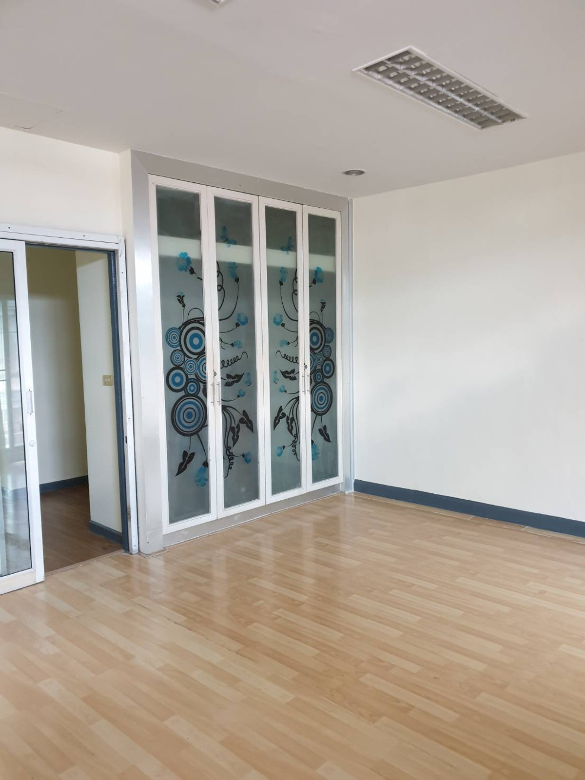 ขายทาวน์โฮมรัชดา ห้วยขวาง : บ้านกลางเมือง รัชดา เหม่งจ๋าย / 3 ห้องนอน (ขาย), Baan Klang Muang Ratchada Mengjai / 3 Bedrooms (FOR SALE) JANE037