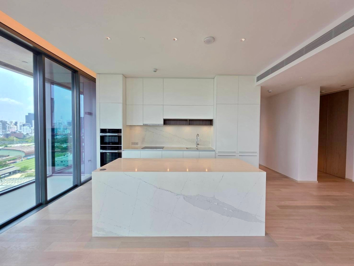 For SaleCondoWitthayu, Chidlom, Langsuan, Ploenchit : EI8HTEEN SEVEN: 3bed 3bath 173sqm. 72,000,000 Corner full lumpini view Am: 0656199198