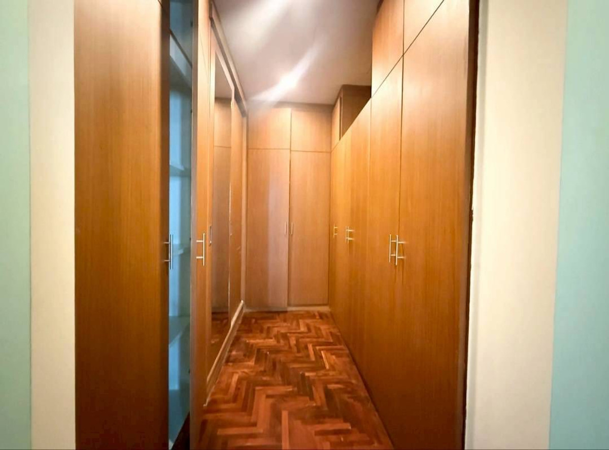 For RentTownhomeSukhumvit, Asoke, Thonglor : RH032526 For rent, 3-story townhome with Private Pool at Sukhumvit 24, near BTS Phrom Phong.