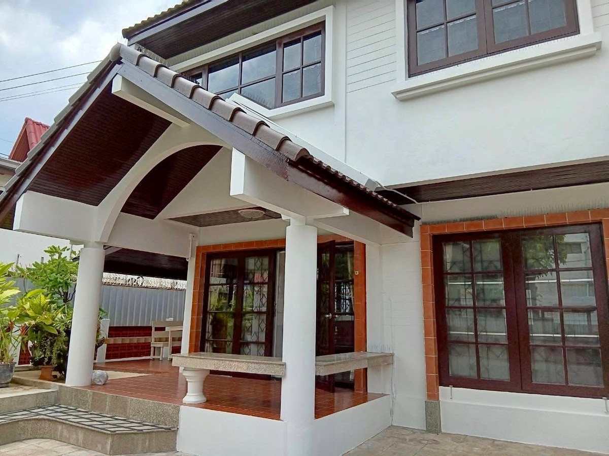 For RentHouseOnnut, Udomsuk : Single house 58 sq m Soi Sukhumvit 54 / 3 bedrooms (for rent), Single house 58 sq m Soi Sukhumvit 54 / 3 Bedrooms (FOR RENT) GNG006