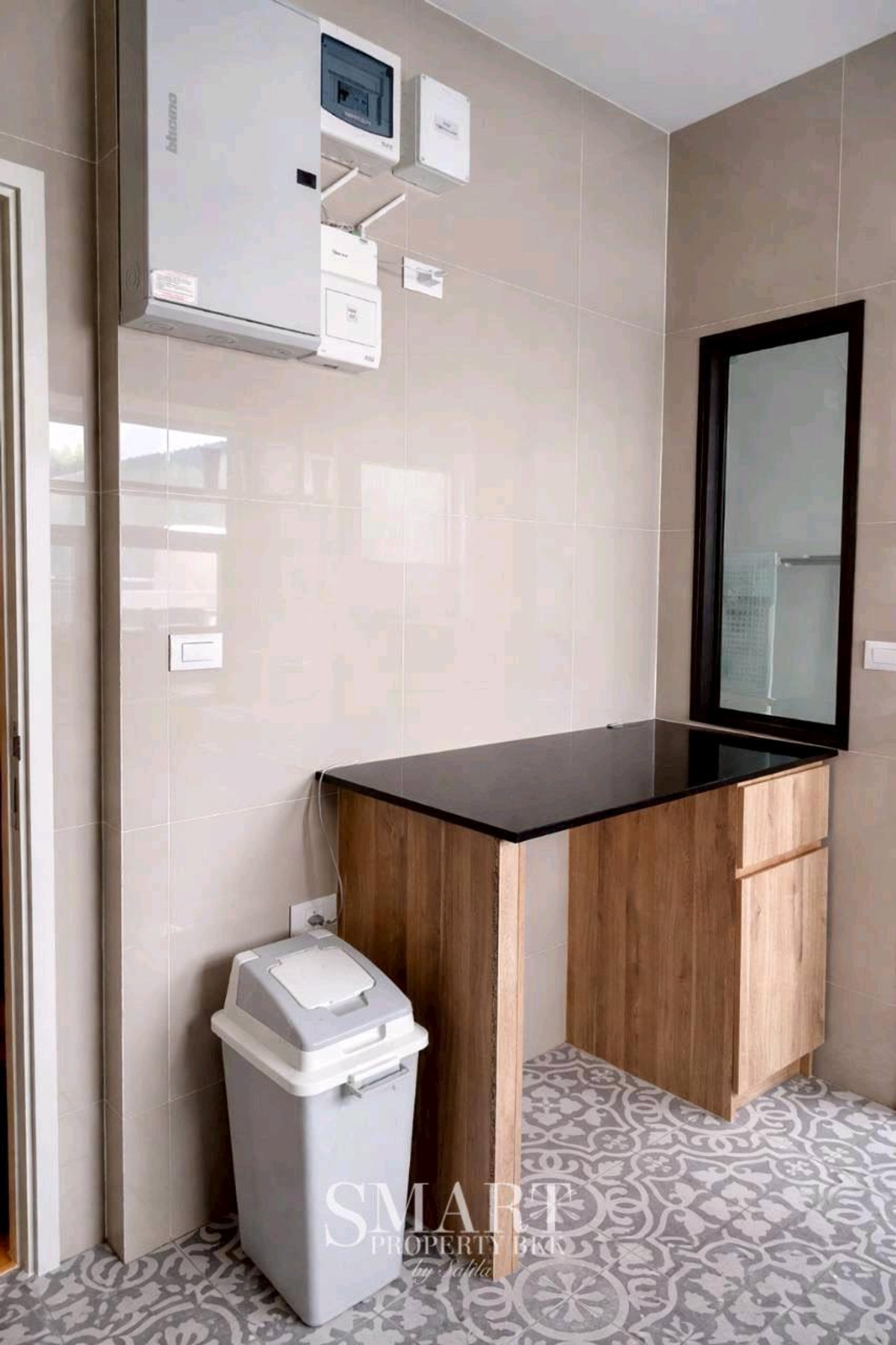 ให้เช่าบ้านปทุมธานี รังสิต ธรรมศาสตร์ : ✨ Luxury House for Rent – Saransiri Rangsit 2  หน้าบ้านไม่ติดใคร บ้านติด    solar cell  ช่วยประหยัดไฟ 
(สราญสิริ รังสิต 2 ใกล้ทางด่วนบางพูน-รังสิต  ใกล้ฟิวเจอร์พาร์ครังสิตรังสิต)