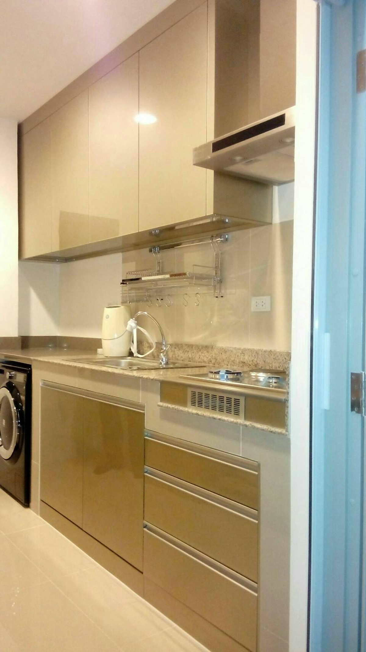 ให้เช่าบ้านนวมินทร์ รามอินทรา : ให้เช่าบ้านเดี่ยว ไลฟ์ บางกอก บูเลอวาร์ด รามอินทรา 65 (53 ตร.ว.) 4 นอน 3 น้ำ แปลงหน้าสวน พร้อมอยู่