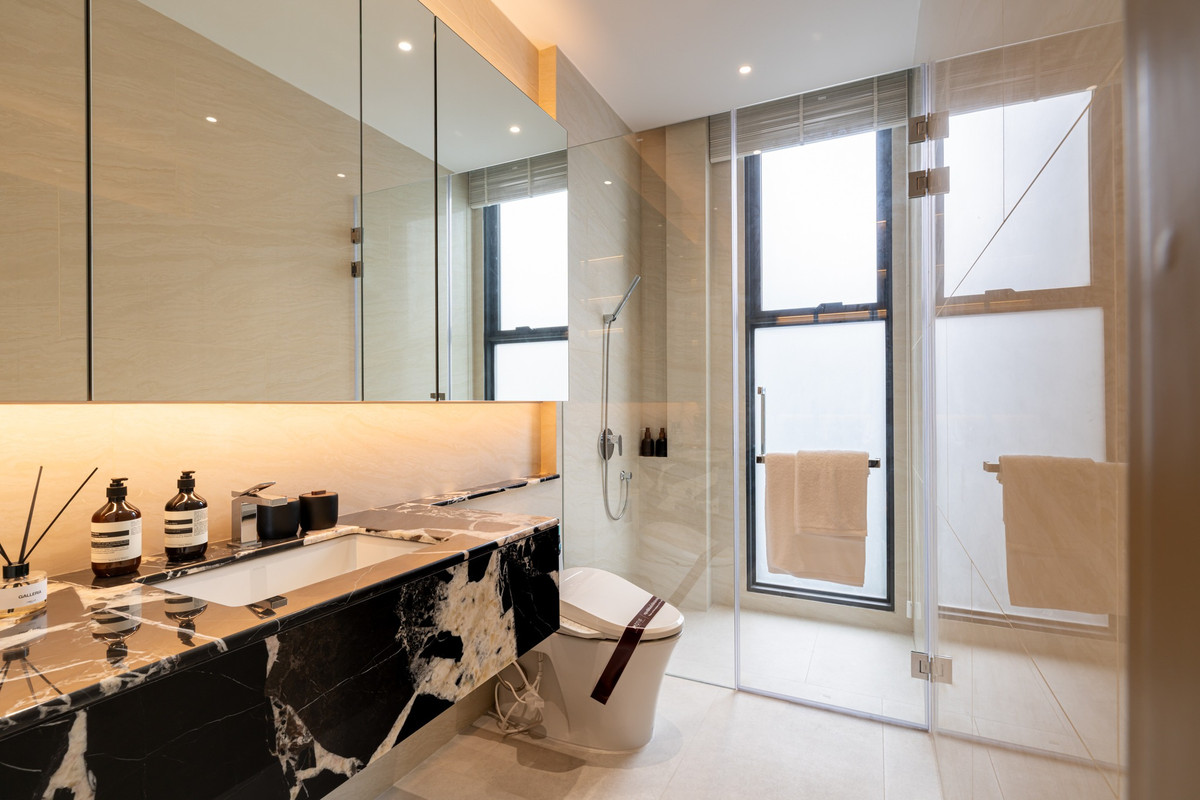 ขายบ้านบางนา แบริ่ง ลาซาล : 🚩[𝐒𝐏𝐄𝐂𝐈𝐀𝐋 𝐔𝐍𝐈𝐓] ราคาพิเศษเพียงหลังเดียวเท่านั้น | 𝐌𝐎𝐓𝐈𝐅 สุขุมวิท - บางนา บ้านเดี่ยวหรู 3 ชั้น พร้อมสระว่ายน้ำส่วนตัว พื้นที่ใช้สอยกว่า 500 ตร.ม. โครงการมีเพียง 14 ยูนิตเท่านั้น นัดหมายเยี่ยมชมโครงการ 095-424-3656 หรือแอด LINE จากเบอร์โทร