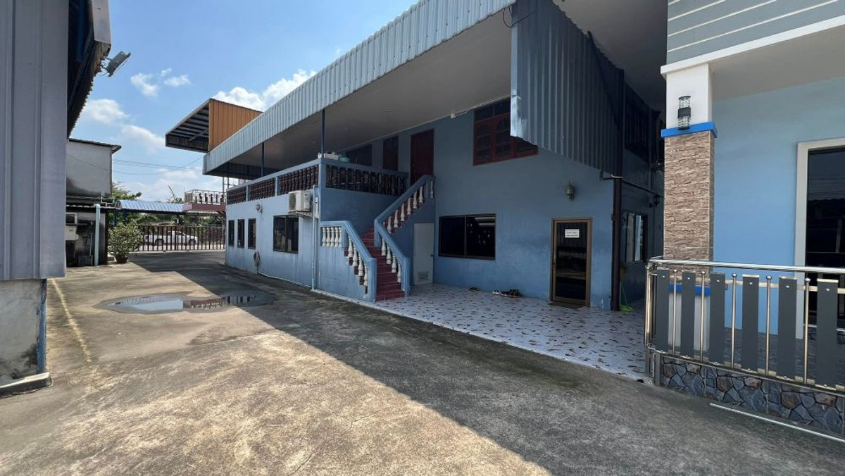 ขายโรงงานระยอง : ขายที่ดินพร้อมโรงงาน ทำเล ห้วยโป่ง ระยอง 13-3-78.4 ไร่