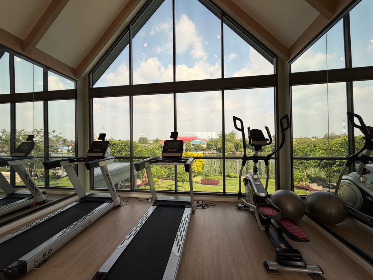 ให้เช่าบ้านปทุมธานี รังสิต ธรรมศาสตร์ : ✨ Luxury House for Rent – Saransiri Rangsit 2  หน้าบ้านไม่ติดใคร บ้านติด    solar cell  ช่วยประหยัดไฟ 
(สราญสิริ รังสิต 2 ใกล้ทางด่วนบางพูน-รังสิต  ใกล้ฟิวเจอร์พาร์ครังสิตรังสิต)