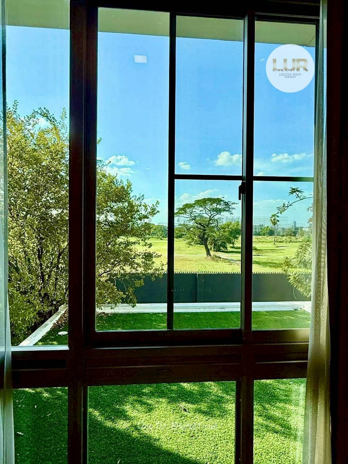 For RentHousePattanakan, Srinakarin : ✨ Luxury house for rent VIVE RAMA 9 ✨ 4 bedrooms, 4 bathrooms, usable area 324 sq m.