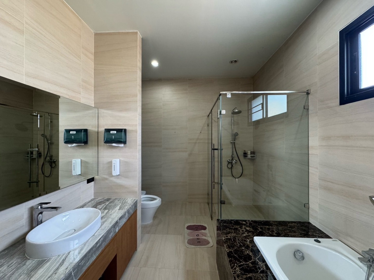 เซ้งร้านค้า/ตลาดนัดสุขุมวิท อโศก ทองหล่อ : เซ้งธุรกิจสปา เอกมัย ตกแต่งไปเยอะมาก เซ้งถูก 1.45 ล้านบาท เหมาะกับคนที่อยู่สายอาชีพสปา ทำธุรกิจเป็น ต่อยอดเป็น มืออาชีพ