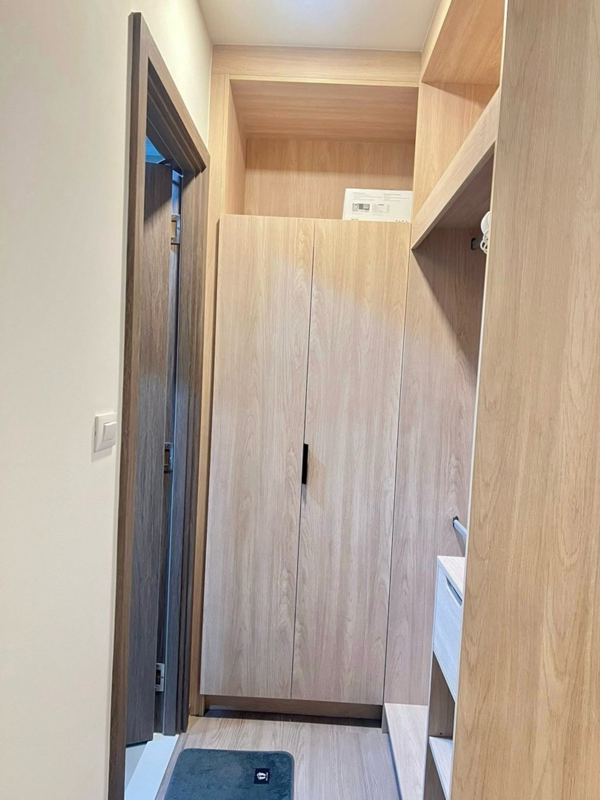 ให้เช่าคอนโดสะพานควาย จตุจักร : 📍โครงการ : The Muve Pradipat (เดอะ มูฟวี่ ประดิพัทธ์)
🚝 ใกล้ : BTS สถานีสะพานควาย 400 เมตร
💵 ราคาเช่า : 15,000 บาท / เดือน