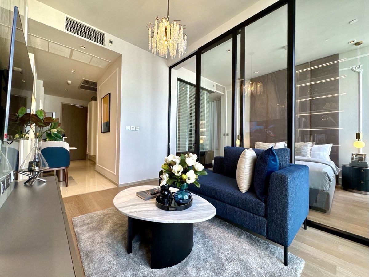 For RentCondoSilom, Saladaeng, Bangrak : Luxury Room 🌟 Ashton Silom 1bed plus 50 Sqm Fullyfurnish,Welcome Foreign 46,000-