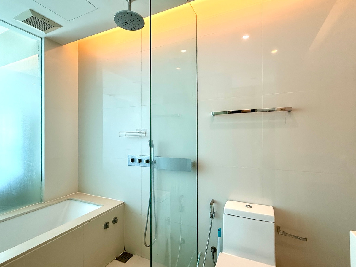 ให้เช่าคอนโดสุขุมวิท อโศก ทองหล่อ : คอนโด 1 ห้องนอน ใจกลางอโศก ใกล้ BTS อโศก และ MRT สุขุมวิท