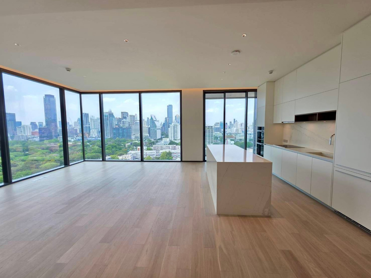 For SaleCondoWitthayu, Chidlom, Langsuan, Ploenchit : EI8HTEEN SEVEN: 3bed 3bath 173sqm. 72,000,000 Corner full lumpini view Am: 0656199198