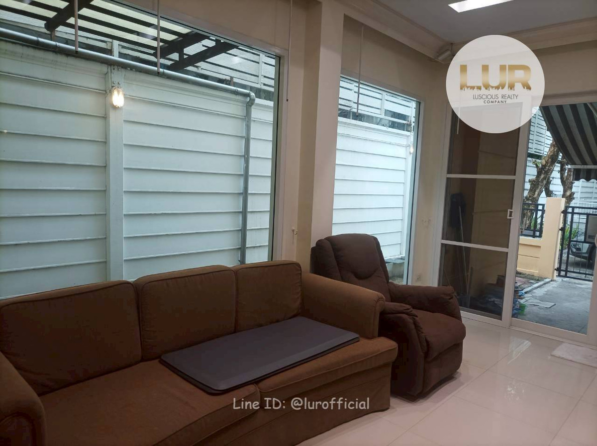 ให้เช่าทาวน์โฮมเลียบทางด่วนรามอินทรา : ❤️ ทาวน์โฮม 3 ชั้น ให้เช่า บ้านกลางเมือง เออร์บาเนี่ยน พระราม 9-ลาดพร้าว ❤️ 