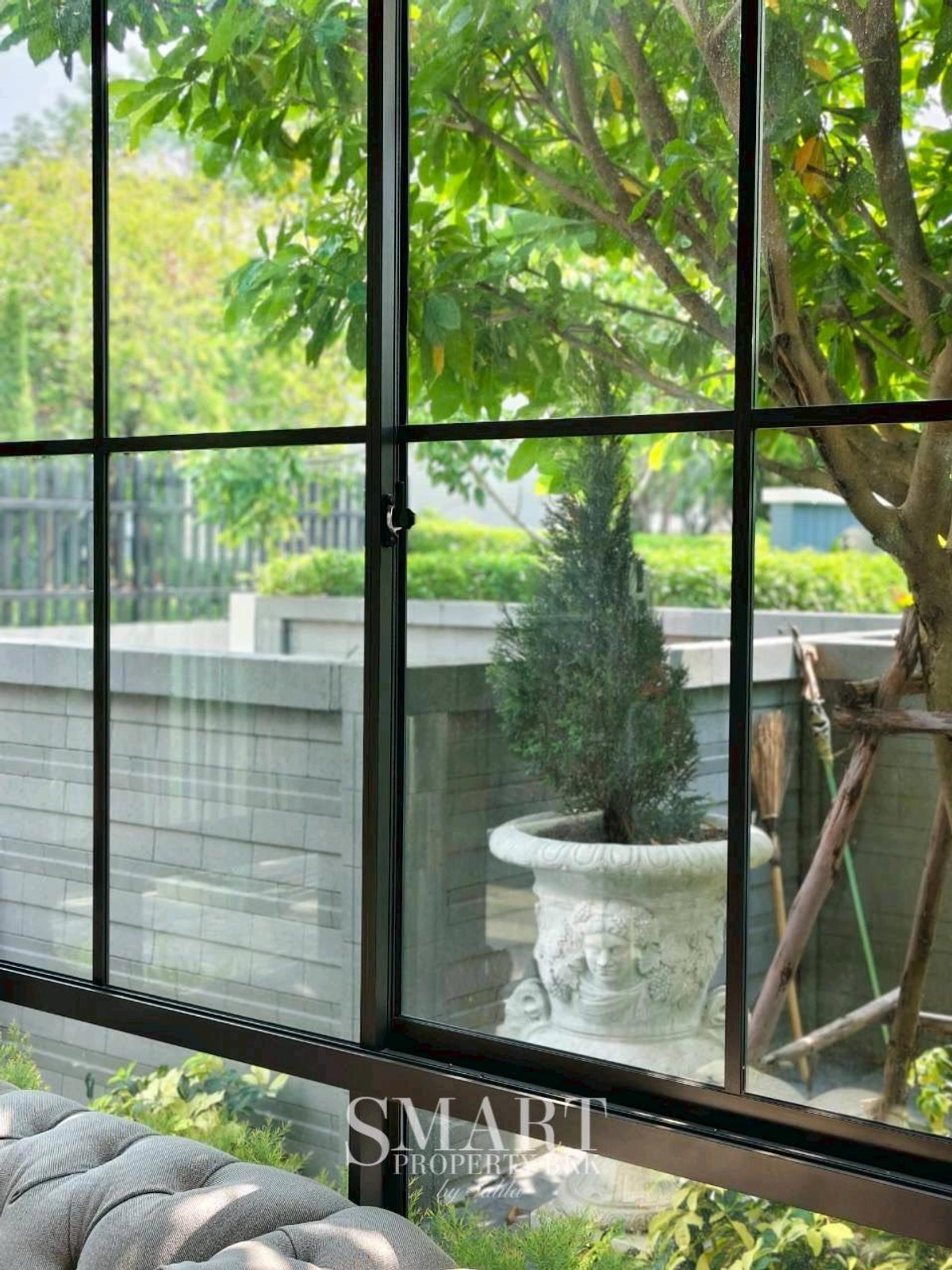 ให้เช่าบ้านปทุมธานี รังสิต ธรรมศาสตร์ : ✨ Luxury House for Rent – Saransiri Rangsit 2  หน้าบ้านไม่ติดใคร บ้านติด    solar cell  ช่วยประหยัดไฟ 
(สราญสิริ รังสิต 2 ใกล้ทางด่วนบางพูน-รังสิต  ใกล้ฟิวเจอร์พาร์ครังสิตรังสิต)