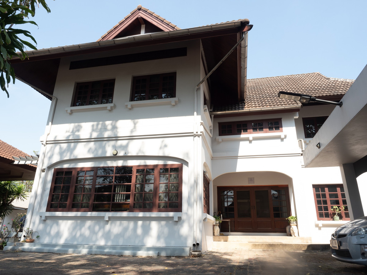 ขายบ้านเสรีไทย-นิด้า : หมู่บ้านนวธานี / 5 ห้องนอน (ขาย), Moo Baan Navatanee  / 5 Bedrooms (FOR SALE) FAHS060