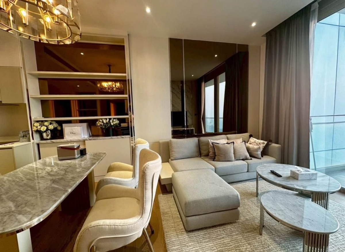 For RentCondoWongwianyai, Charoennakor : ⭐️ Magnolias Waterfront Residences ⭐️2 Beds 2 Baths, beautiful room, great view. Fully decorated, ready to move in.