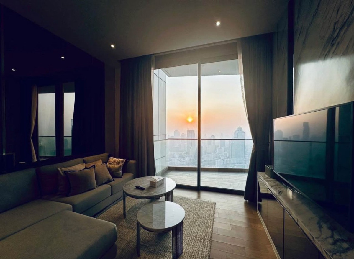 For RentCondoWongwianyai, Charoennakor : ⭐️ Magnolias Waterfront Residences ⭐️2 Beds 2 Baths, beautiful room, great view. Fully decorated, ready to move in.