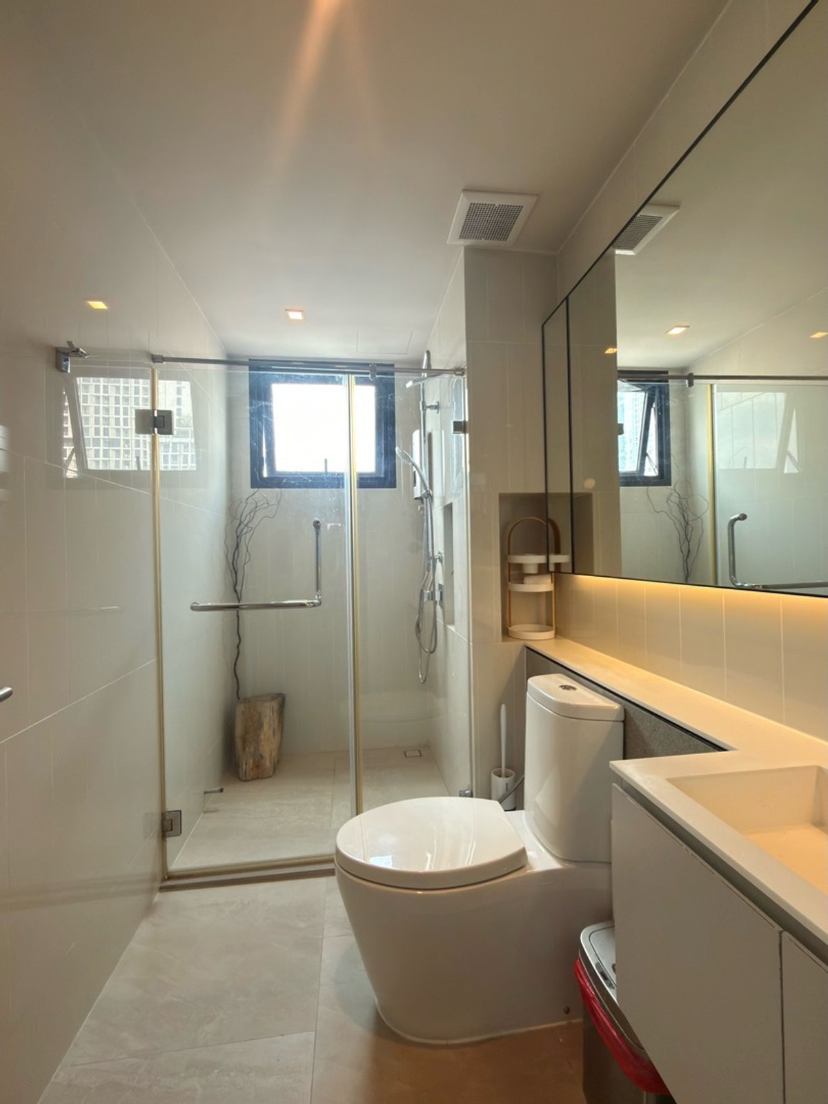 CondoSapankwai,Jatujak : 2-story condo, Pradipat intersection, BTS Saphan Khwai 
 ⭐️For Rent Condo The Reserve PDP