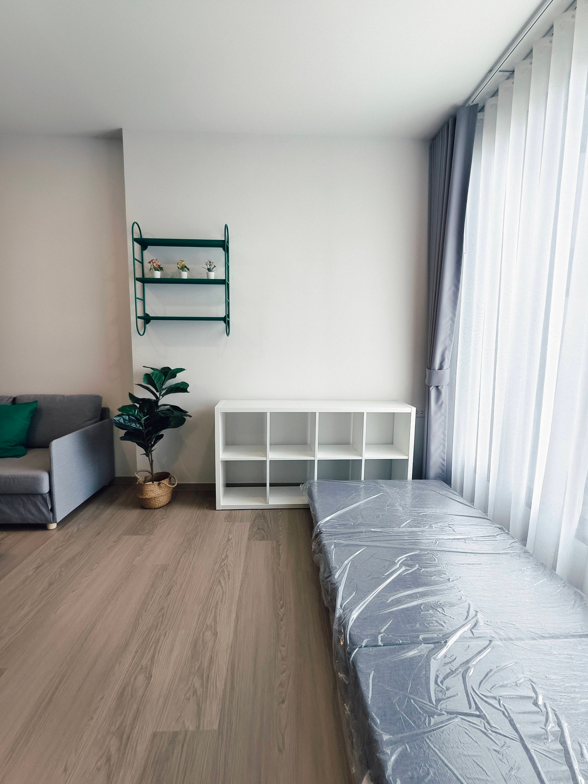 ให้เช่าคอนโดปิ่นเกล้า จรัญสนิทวงศ์ : ⭐️  Origin Play Bangkhunnon Triple Station ⭐️ห้องสวย  23 ตรม. ตกแต่งอย่างดี มีเฟอร์นิเจอร์พร้อมอยู่