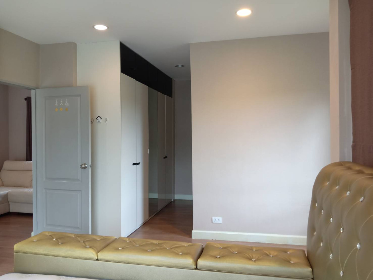 ให้เช่าบ้านนวมินทร์ รามอินทรา : ให้เช่าบ้านเดี่ยว ไลฟ์ บางกอก บูเลอวาร์ด รามอินทรา 65 (53 ตร.ว.) 4 นอน 3 น้ำ แปลงหน้าสวน พร้อมอยู่