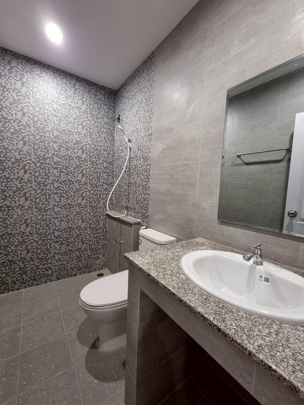 ให้เช่าบ้านนวมินทร์ รามอินทรา : บ้านเช่าใกล้รถไฟฟ้า ให้เช่าบ้านหทัยราษฎร์ มีนบุรี 51ตรว. 5นอน 3น้ำ 4ที่จอดรถ รับจดทะเบียนบริษัท