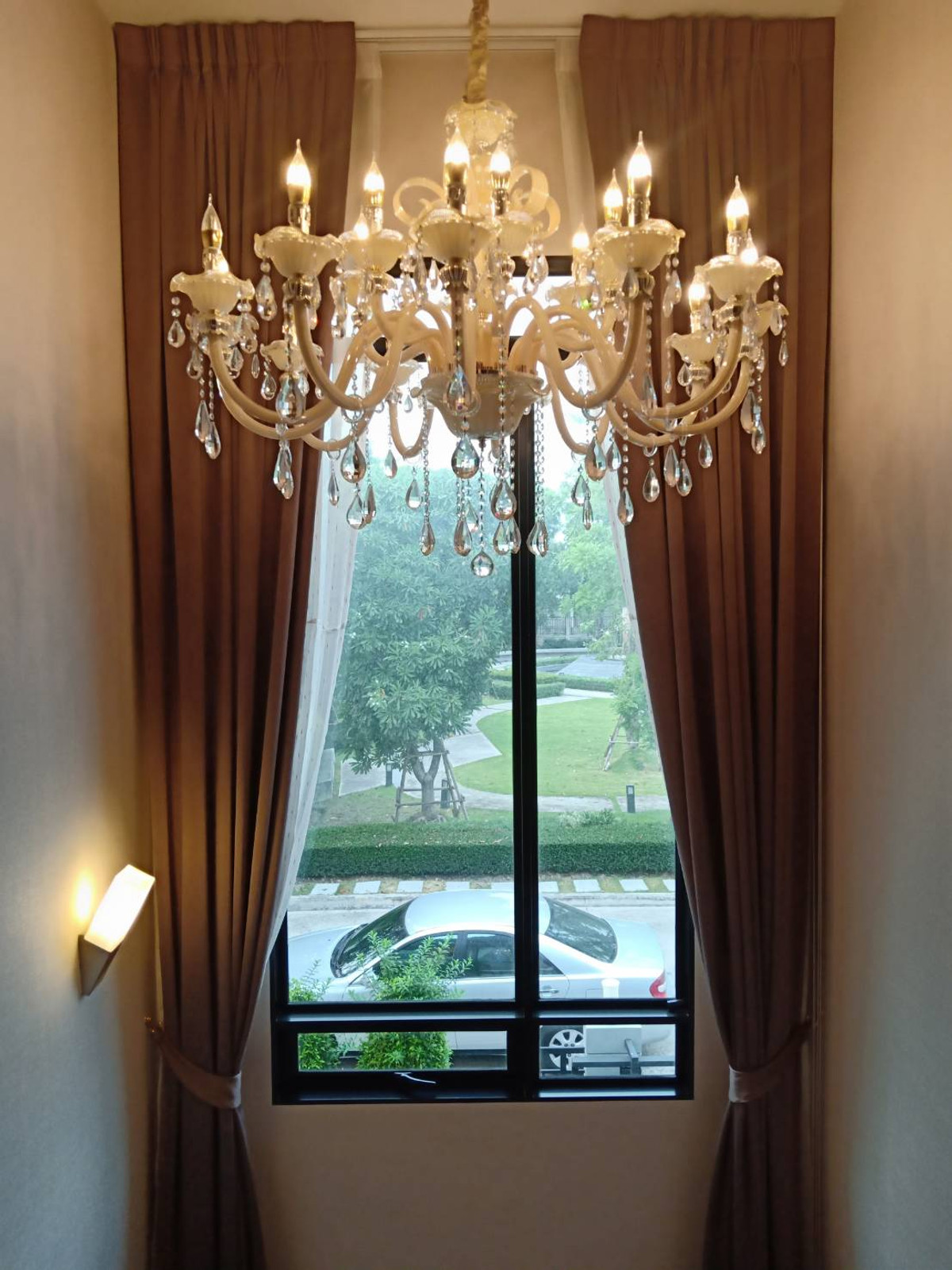 ให้เช่าบ้านนวมินทร์ รามอินทรา : ให้เช่าบ้านเดี่ยว ไลฟ์ บางกอก บูเลอวาร์ด รามอินทรา 65 (53 ตร.ว.) 4 นอน 3 น้ำ แปลงหน้าสวน พร้อมอยู่