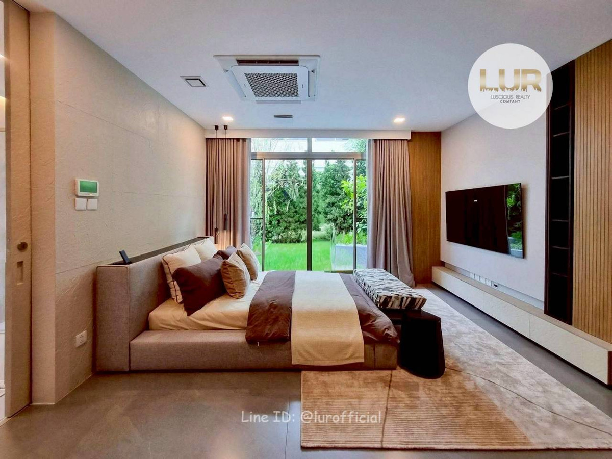 For RentHousePattanakan, Srinakarin : ✨ Luxury house for rent VIVE RAMA 9 ✨ 4 bedrooms, 4 bathrooms, usable area 324 sq m.