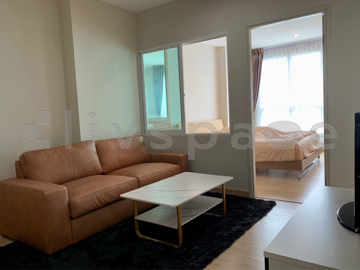 For RentCondoSathorn, Narathiwat : ▚ LI102ツ FOR RENT: Life @ Sathorn 10 1BR 41sqm. 22K ✨ Minimal Clean Brown Tone, North Facing & Cool All Day 🏙️