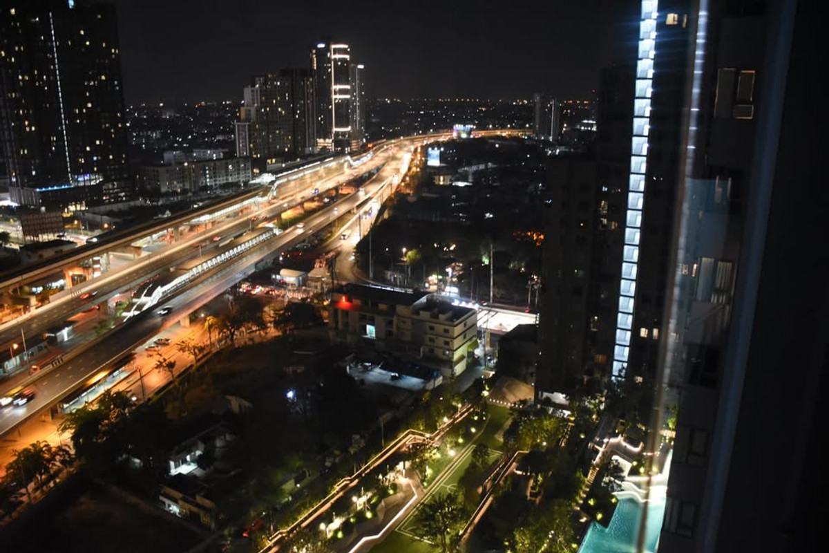 ให้เช่าคอนโดท่าพระ ตลาดพลู วุฒากาศ : ⭐️ Life Sathorn Sierra ⭐️1 Bedroom plus 35 ตร.ม.  เฟอร์นิเจอร์และเครื่องใช้ไฟฟ้าครบ