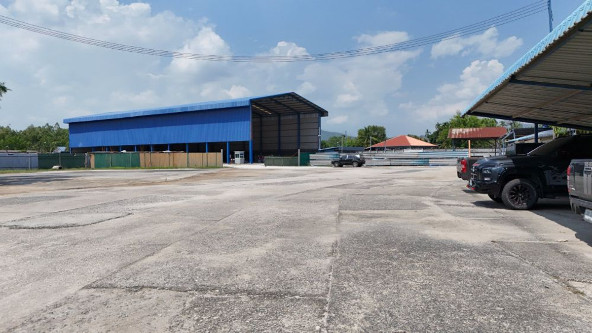 ขายโรงงานระยอง : ขายที่ดินพร้อมโรงงาน ทำเล ห้วยโป่ง ระยอง 13-3-78.4 ไร่