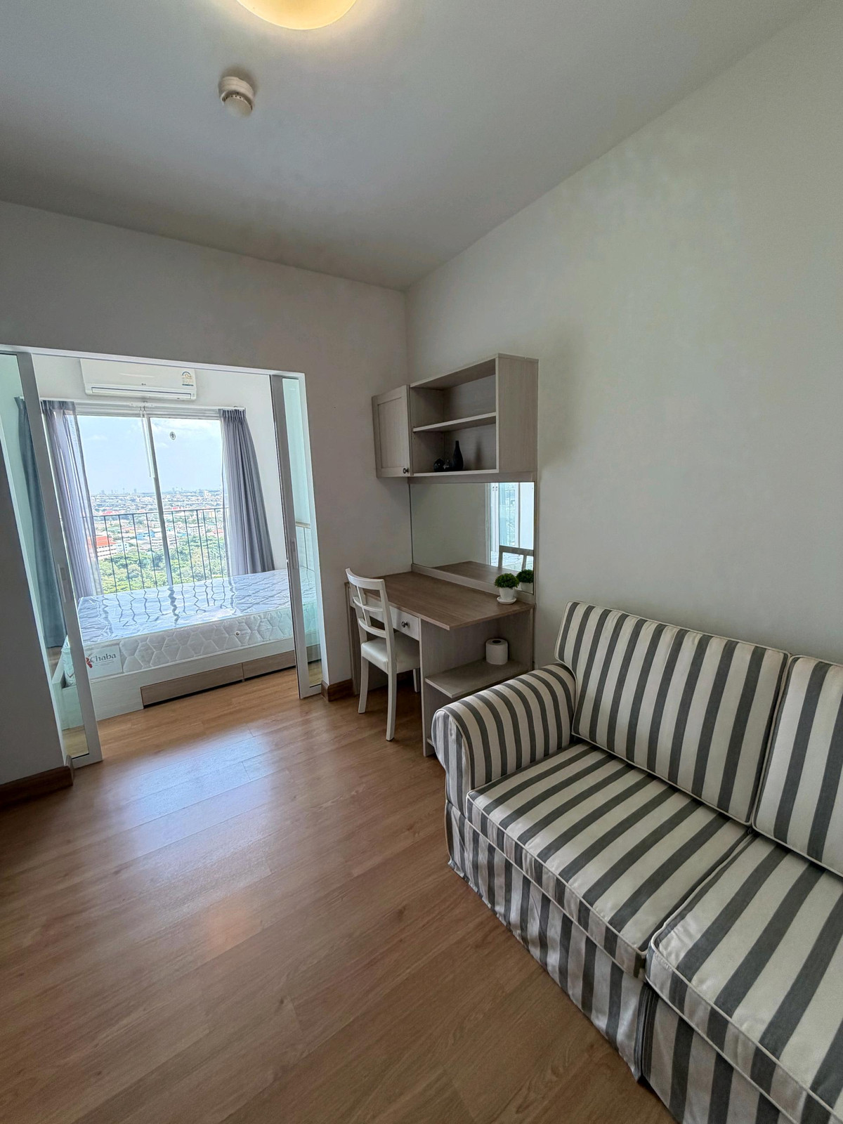 ขายคอนโดราษฎร์บูรณะ สุขสวัสดิ์ : ขายChapter One Modern Dutch
 ราษฎร์บูรณะ 33   เฟอร์นิเจอร์ครบ 30 ตรม.1ห้องนอน ห้องไม่เคยอยู่อาศัย