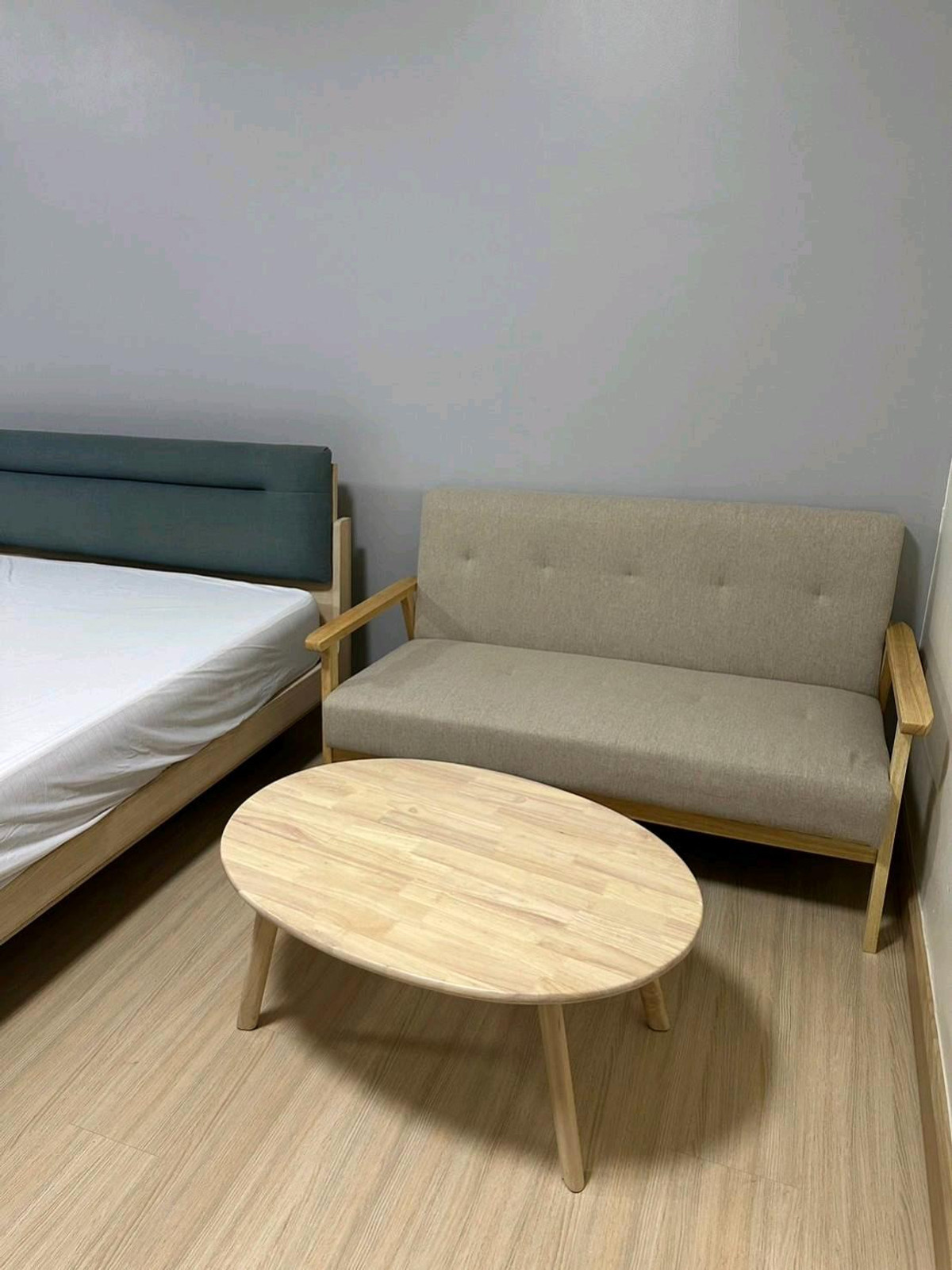 For RentCondoBang kae, Phetkasem : Condo next to MRT BangWa Interchange MRT, convenient travel, easy to find things to eat.