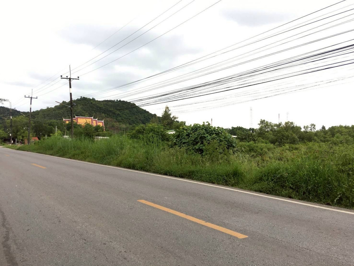 ขายที่ดินจันทบุรี : ขายที่ดิน อำเภอท่าใหม่ จ.จันทบุรี ใกล้หาดเจ้าหลาว เพียง 4 กม. รหัสทรัพย์ : L8061