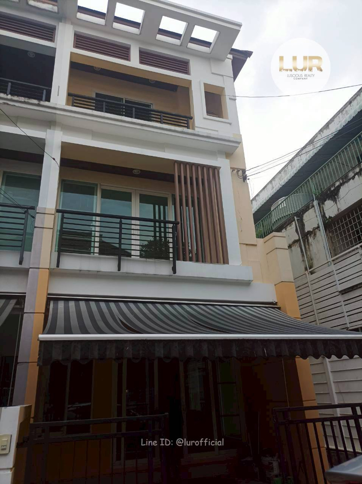 ให้เช่าทาวน์โฮมเลียบทางด่วนรามอินทรา : ❤️ ทาวน์โฮม 3 ชั้น ให้เช่า บ้านกลางเมือง เออร์บาเนี่ยน พระราม 9-ลาดพร้าว ❤️ 