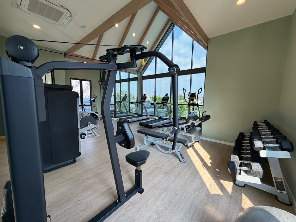 ให้เช่าบ้านปทุมธานี รังสิต ธรรมศาสตร์ : ✨ Luxury House for Rent – Saransiri Rangsit 2  หน้าบ้านไม่ติดใคร บ้านติด    solar cell  ช่วยประหยัดไฟ 
(สราญสิริ รังสิต 2 ใกล้ทางด่วนบางพูน-รังสิต  ใกล้ฟิวเจอร์พาร์ครังสิตรังสิต)