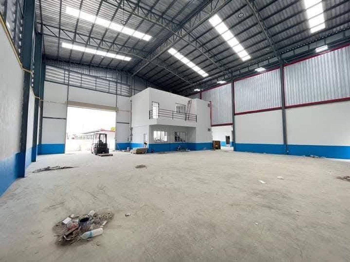 ให้เช่าโกดังสมุทรปราการ สำโรง : ให้เช่าโกดังบางพลี สร้างใหม่ พร้อมใช้งาน ขนาด 459ตรม. โกดังโล่งสูงโปร่ง พร้อมออฟฟิศ ไฟ 3เฟส
