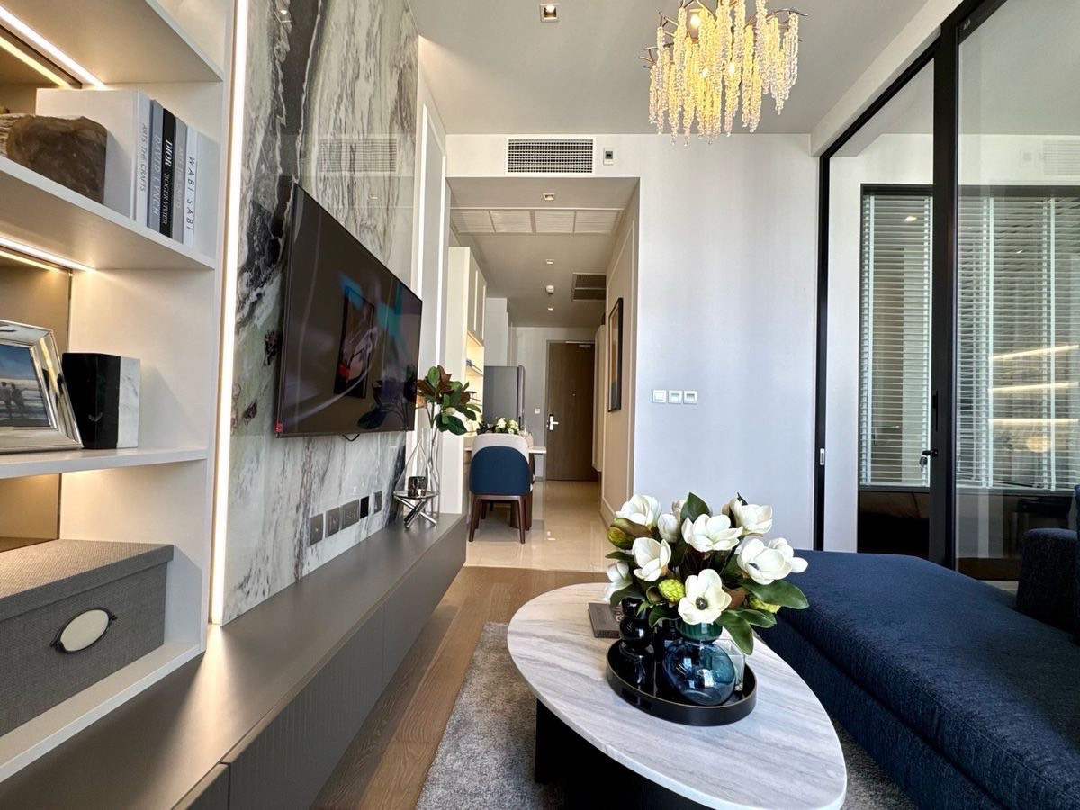 For RentCondoSilom, Saladaeng, Bangrak : Luxury Room 🌟 Ashton Silom 1bed plus 50 Sqm Fullyfurnish,Welcome Foreign 46,000-