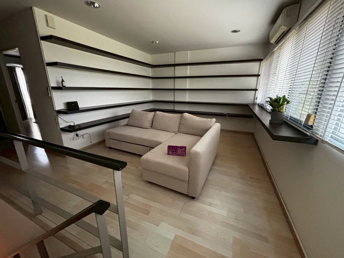 For RentTownhomePattanakan, Srinakarin : K-6813 Urgent for rent! Townhome next to the main road, Phatthanakan, near Thonglor, Ekamai, townhome Noble Cube Phatthanakan, ready to move in.