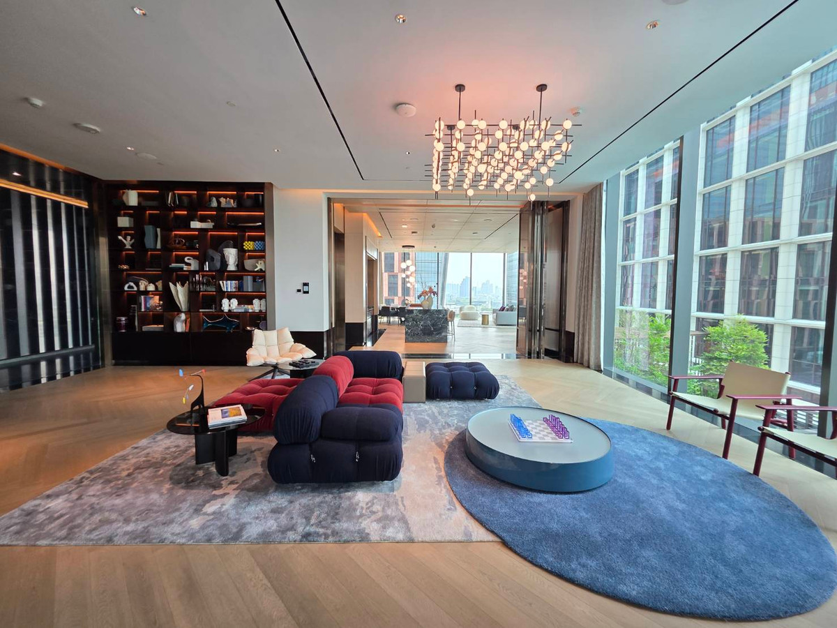 For SaleCondoWitthayu, Chidlom, Langsuan, Ploenchit : EI8HTEEN SEVEN: 3bed 3bath 173sqm. 72,000,000 Corner full lumpini view Am: 0656199198